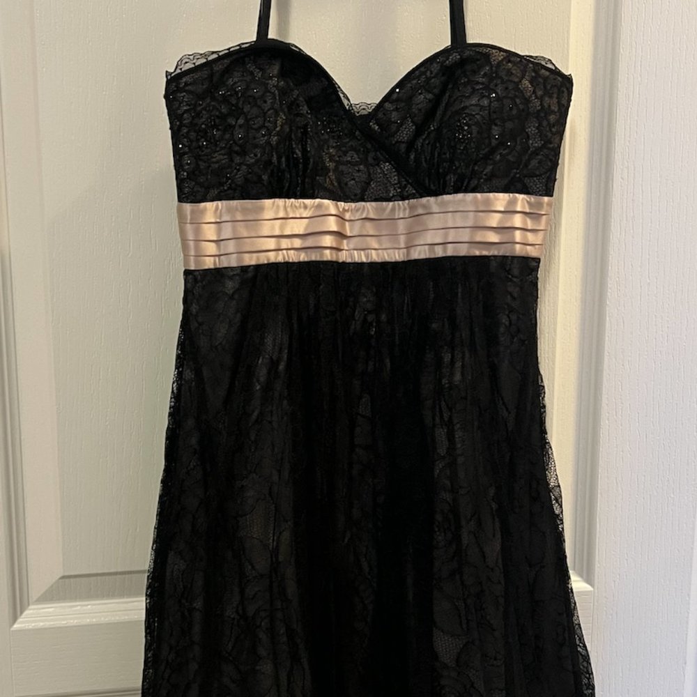 BCBG MAXAZRIA Black lace dress with pink sash, size 2